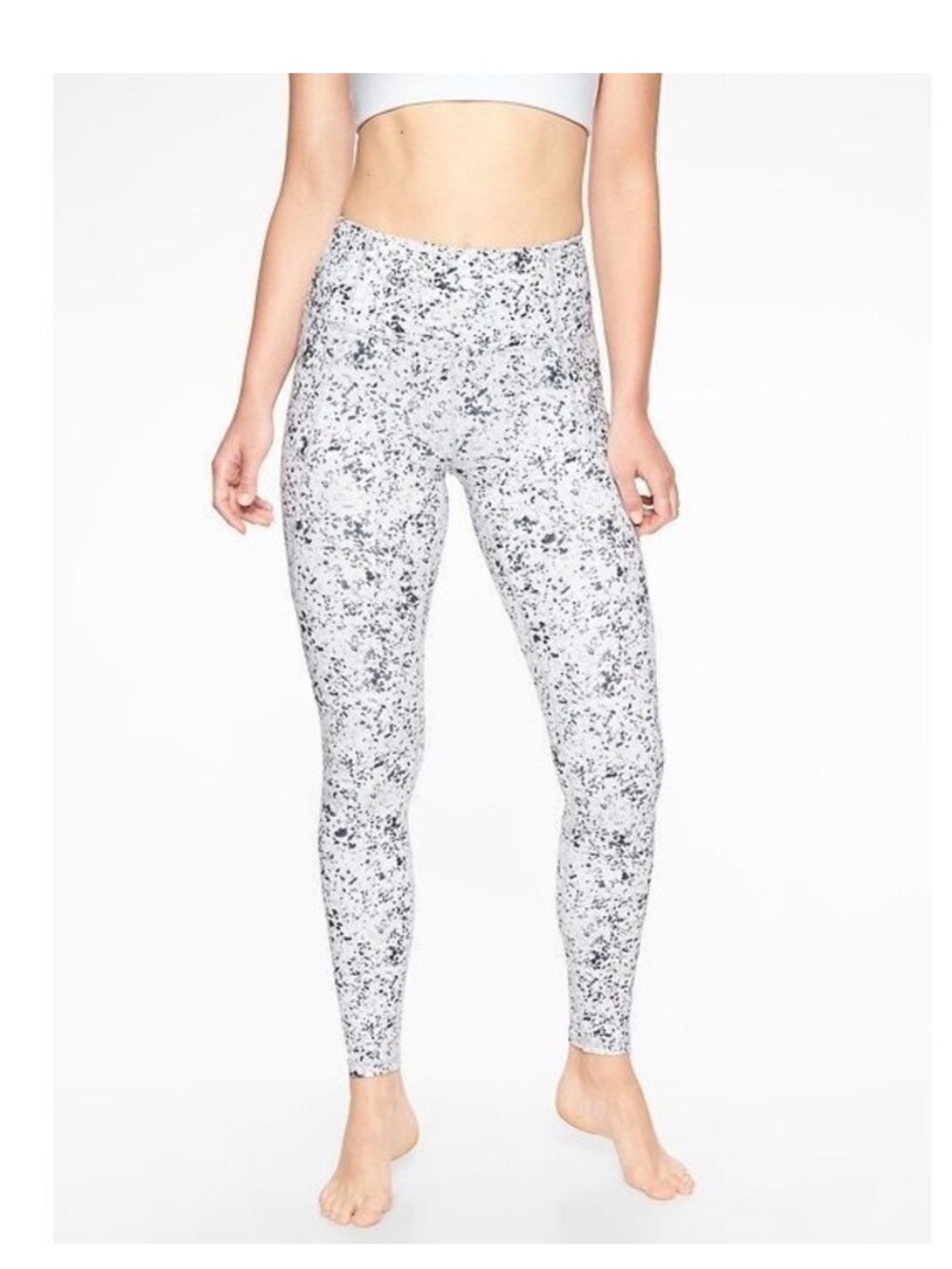 Athleta High-Rise Sandstone Stash Pocket Salutation
